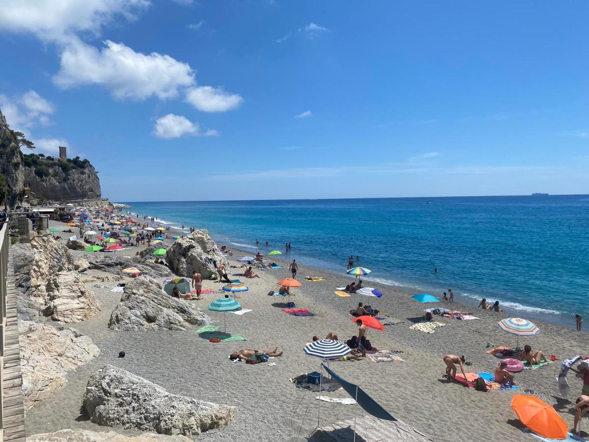 Ferienwohnung La Terrazza Di Elico Finale Ligure Exterior foto